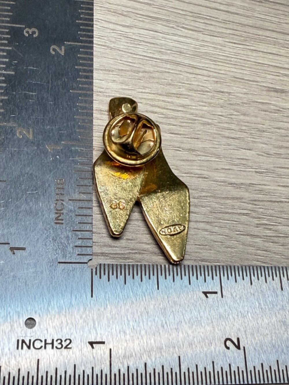 Avon Shoe Brooch Vintage Pink Enamel Gold Tone Heels Tack Pin - Picture 8 of 8
